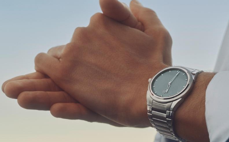 لون الأغاف الأزرق في TONDA PF Micro Rotor