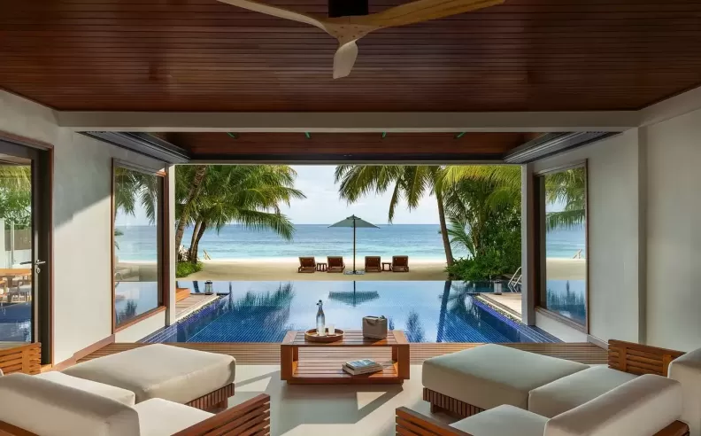 Light Adventure Within a Slow-Paced Setting