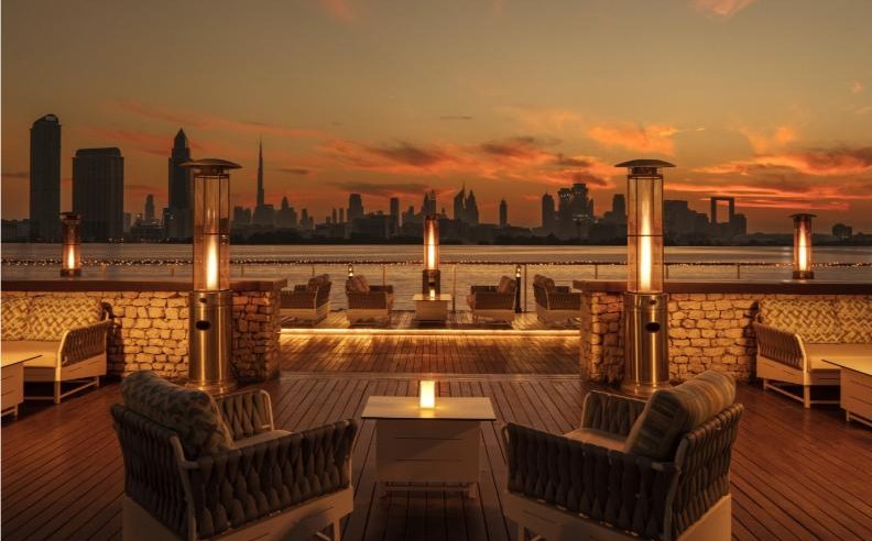 بوفيه إفطار رمضان في مطعم كيو ديز