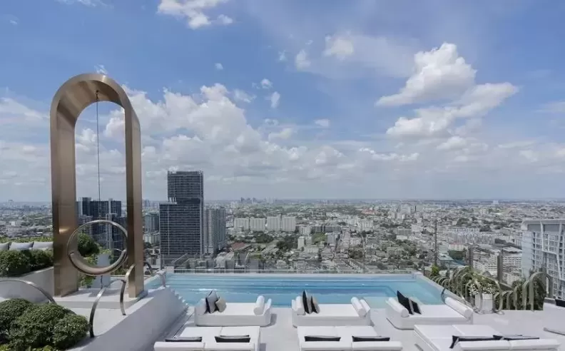 أجواء Ibiza في قلب Bangkok