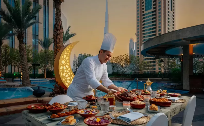 افطار باطلالة مبهرة في Hilal Ramadan at Shangri La Dubai