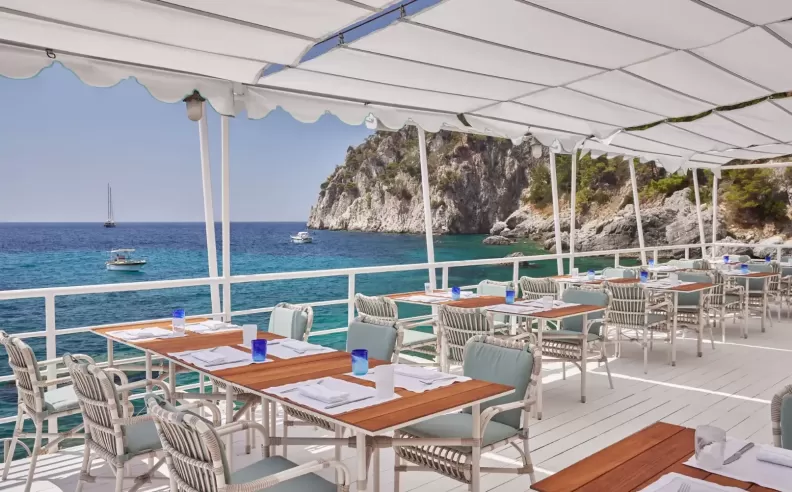 استمتع بالجمال الخلاب في Hotel La Palma، كابري، إيطاليا