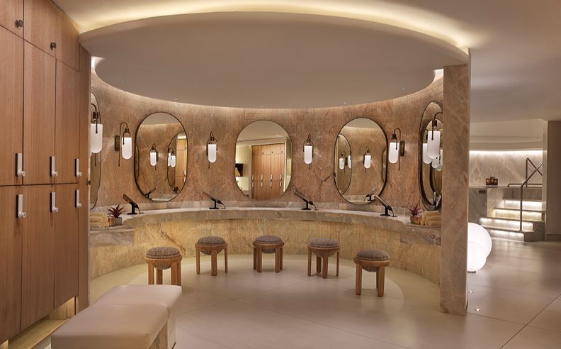 نادي العافية في شانغريلا إيروس نيودلهي