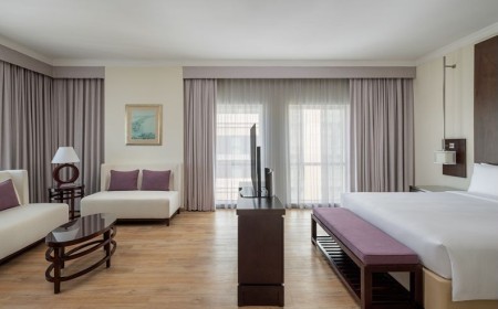 مجموعة فنادق راديسون تعزّز حضورها في دبي بافتتاح فندق راديسون بلو، دبي برشا هايتس