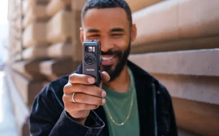 كاميرا instax mini Evo Cinema تجربة تصوير مختلفة تجمع بين الماضي والحاضر